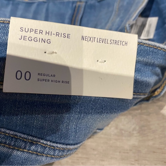 Brand new super high rise American eagle jegging - Picture 2 of 8